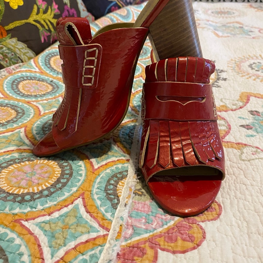 Geico by Patrick Cox Nolina Red Slide Heels Sandals 39.5 Patent Leather